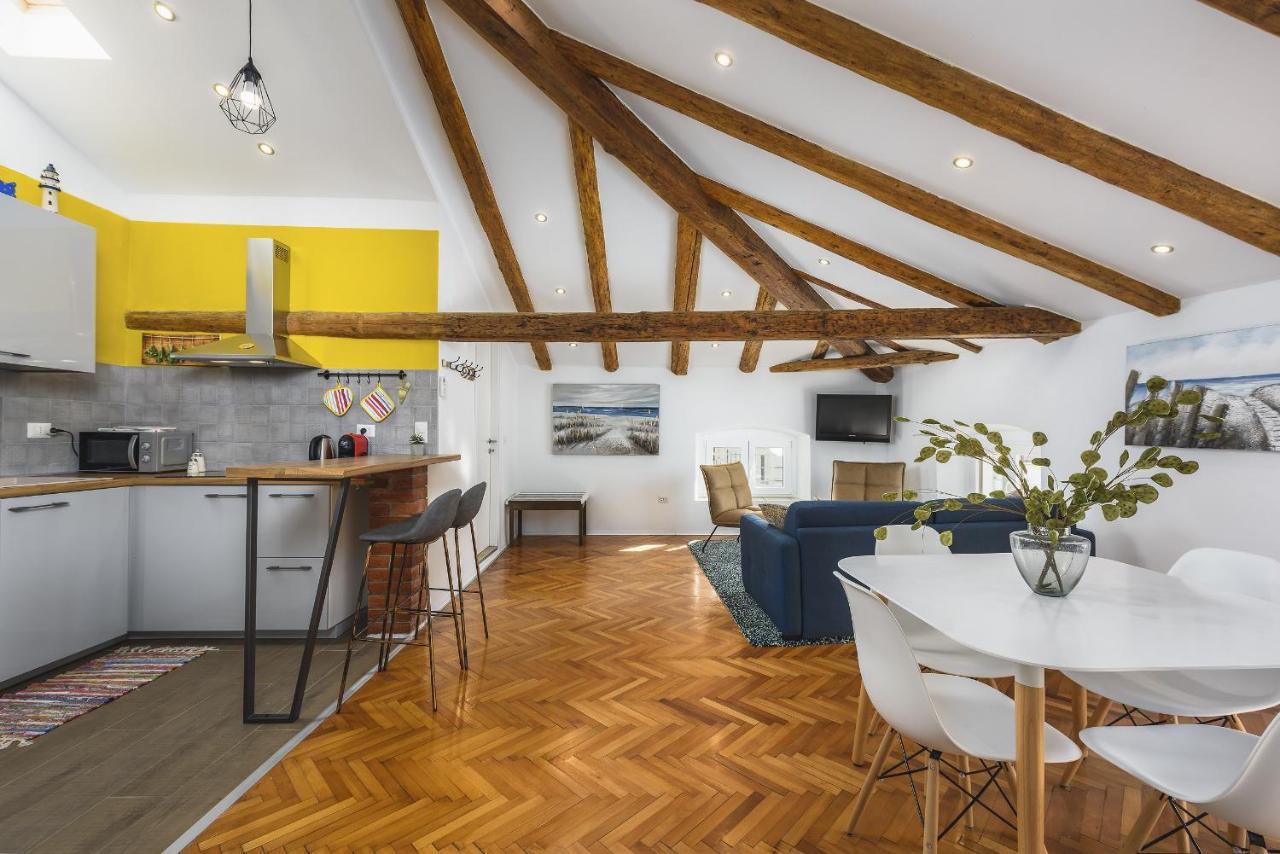 Urban Loft Old Town Πόρετς Εξωτερικό φωτογραφία